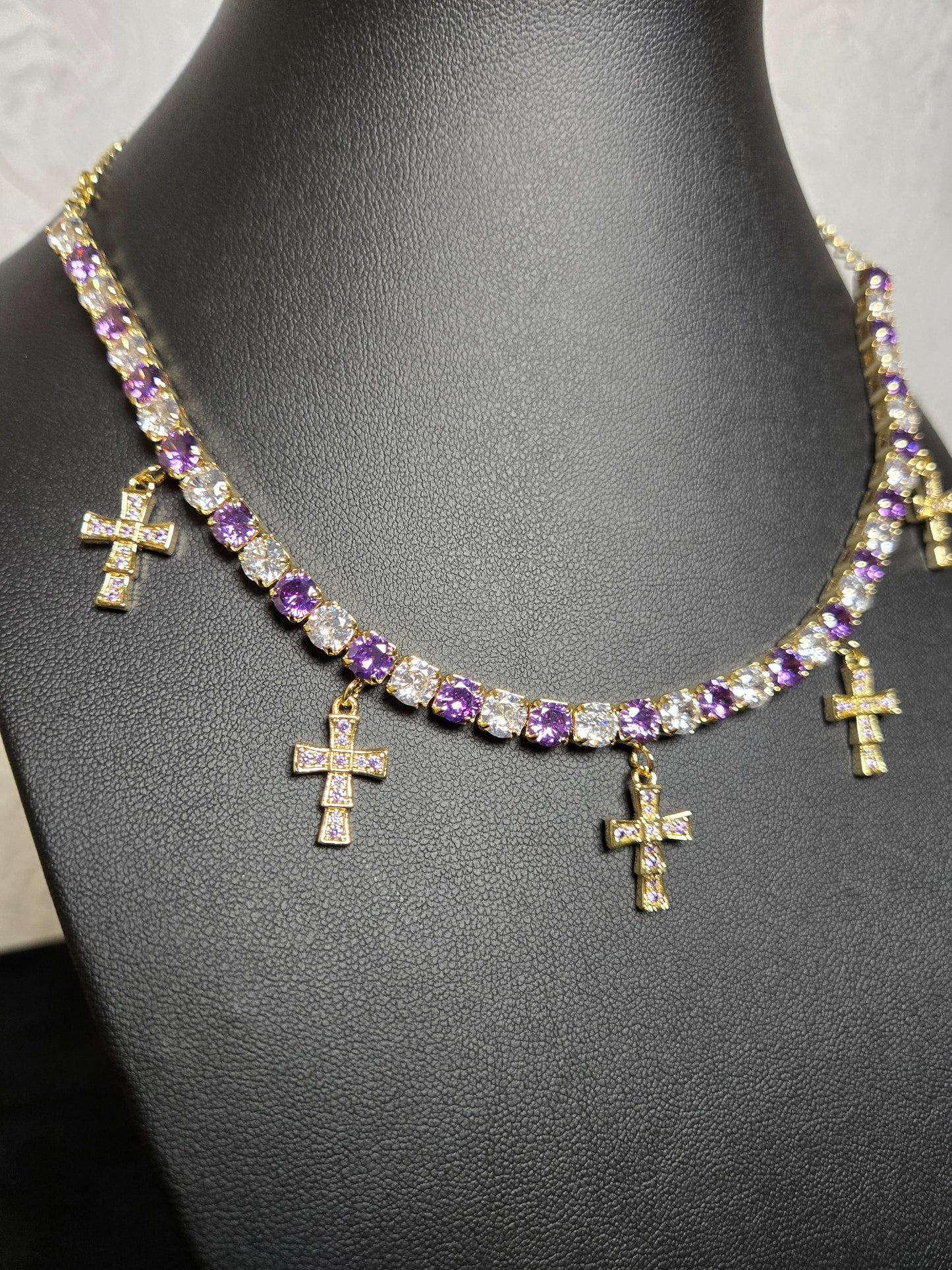 Purple cross charms choker