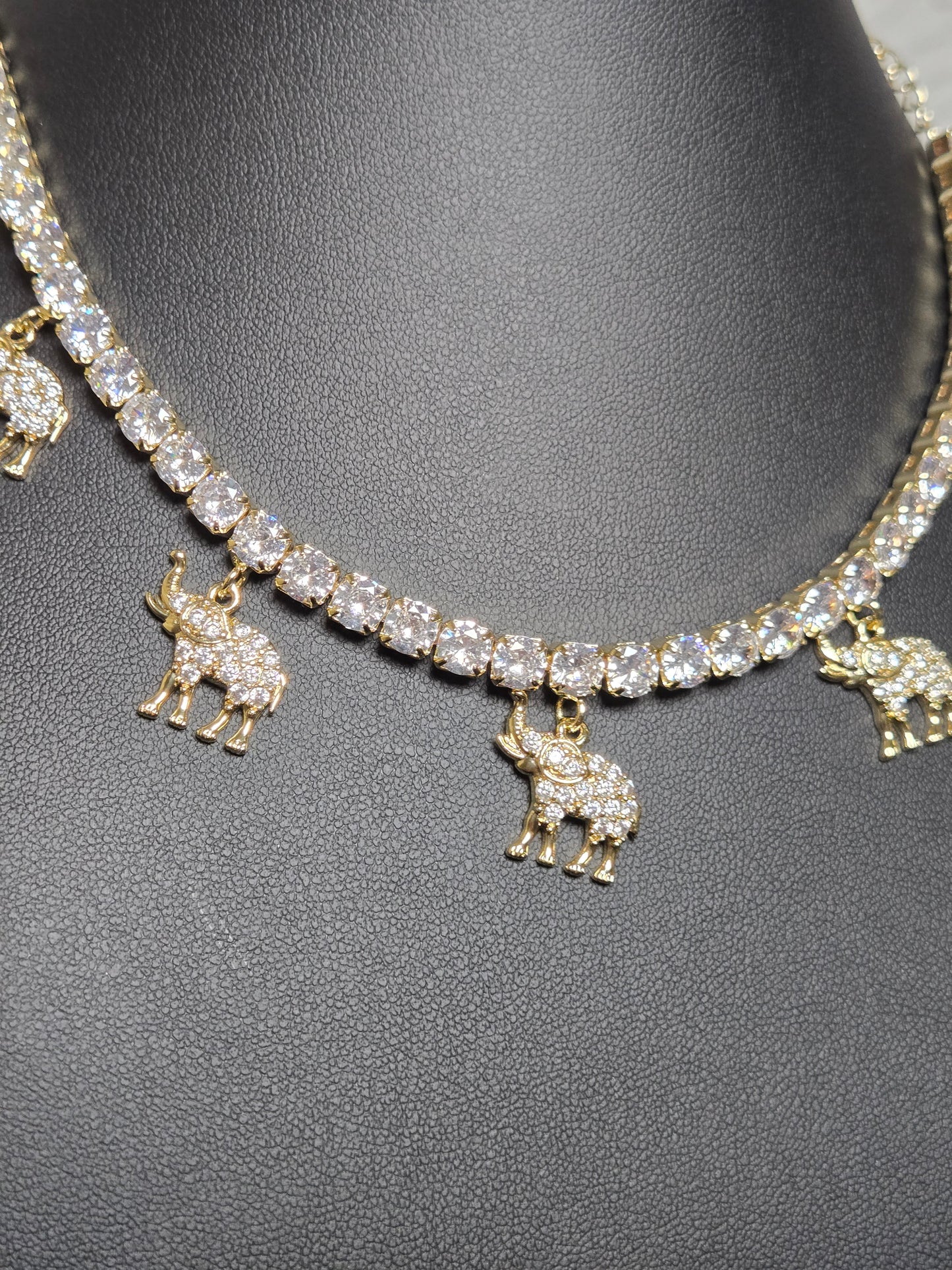 Elephant charms choker