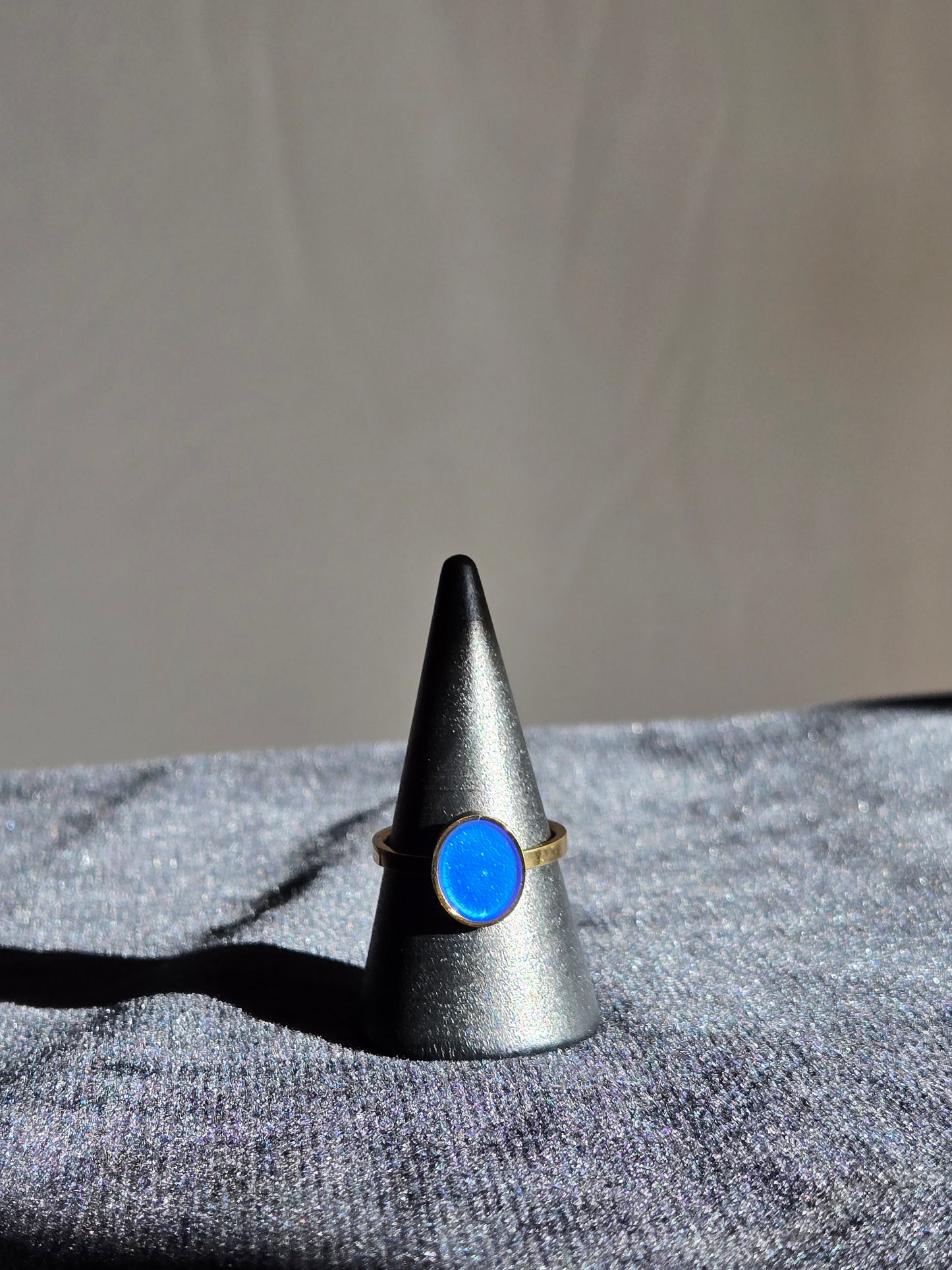 Moon moods ring