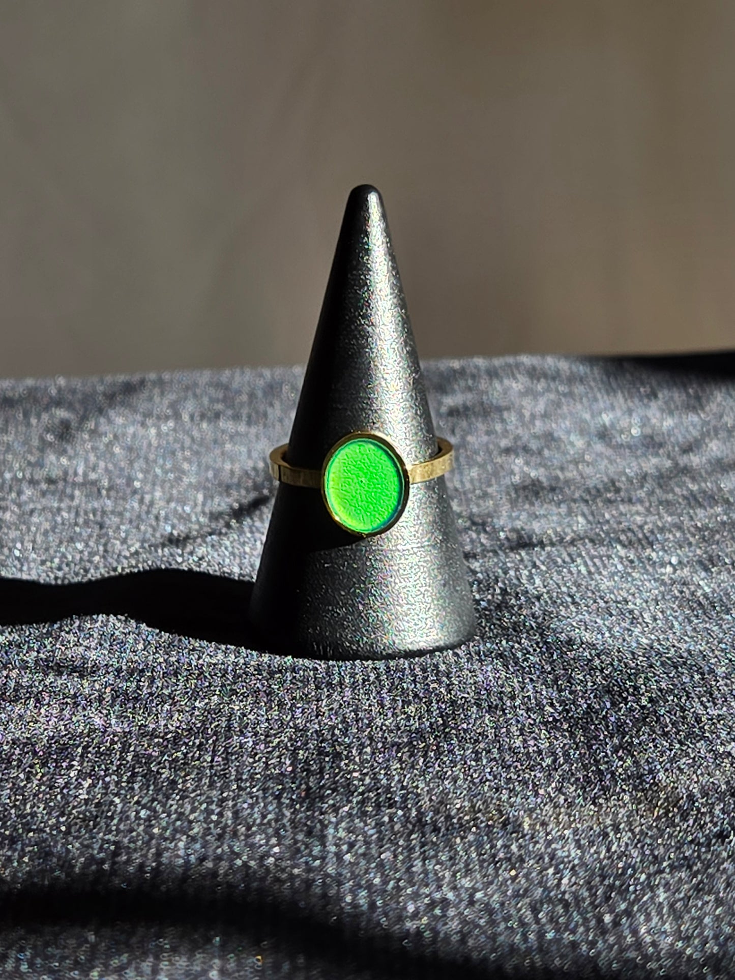 Moon moods ring