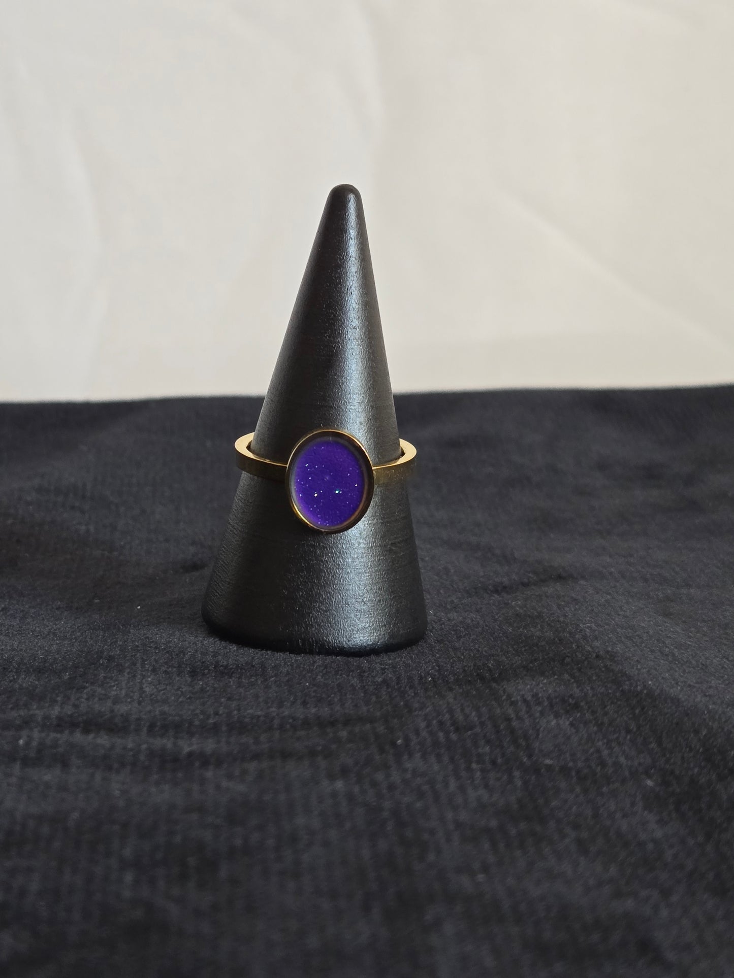 Moon moods ring