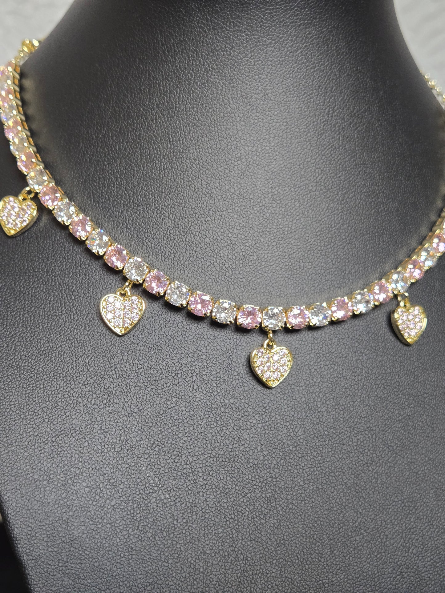 Pink hearts charm choker